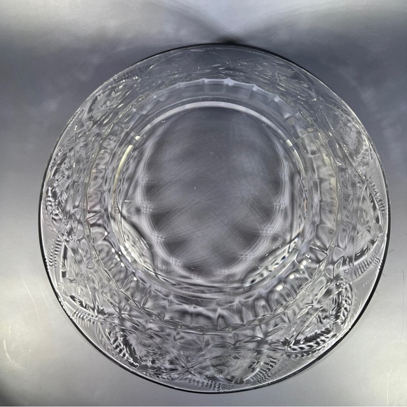 Vintage Large Etched Salad Bowl Floral Leaf Pattern Gift Idea - Picture 8 of 8